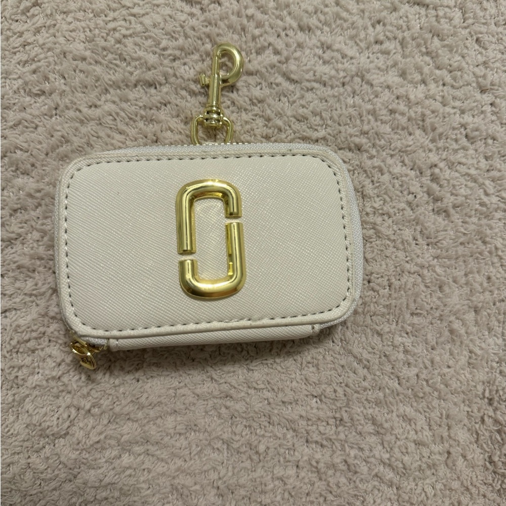 Marc Jacobs Cream and Gold Card/Coin Holder